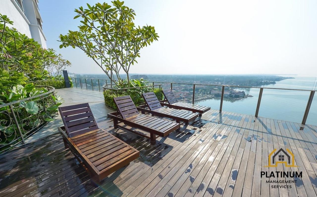 Silverscape Family Suite Melaka City Centre Extérieur photo